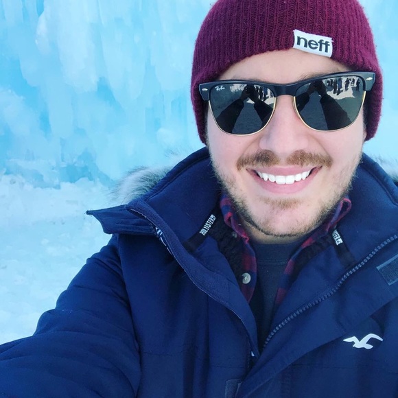 Meet your Posher, Chad - Picture 1 of 1